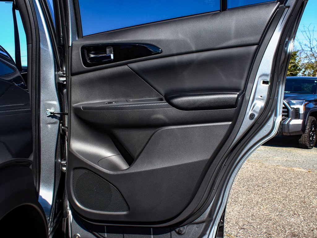 New 2026 Mitsubishi Eclipse Cross SEL image 13