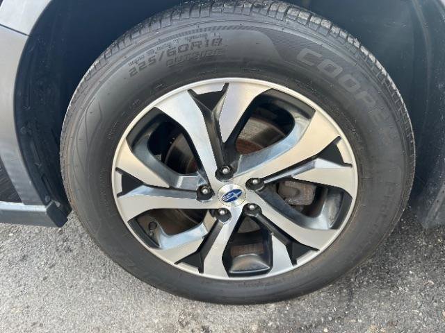 Used 2020 Subaru Outback Touring image 11