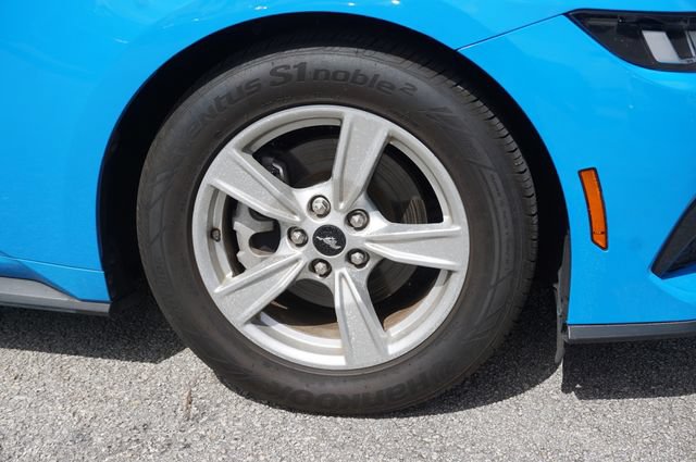 Used 2024 Ford Mustang Coupe RWD image 18