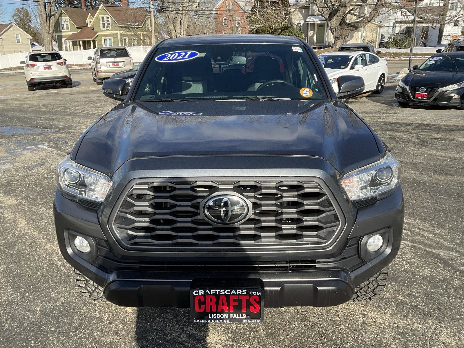 Used 2021 Toyota Tacoma TRD Off-Road w/ Technology Package image 6