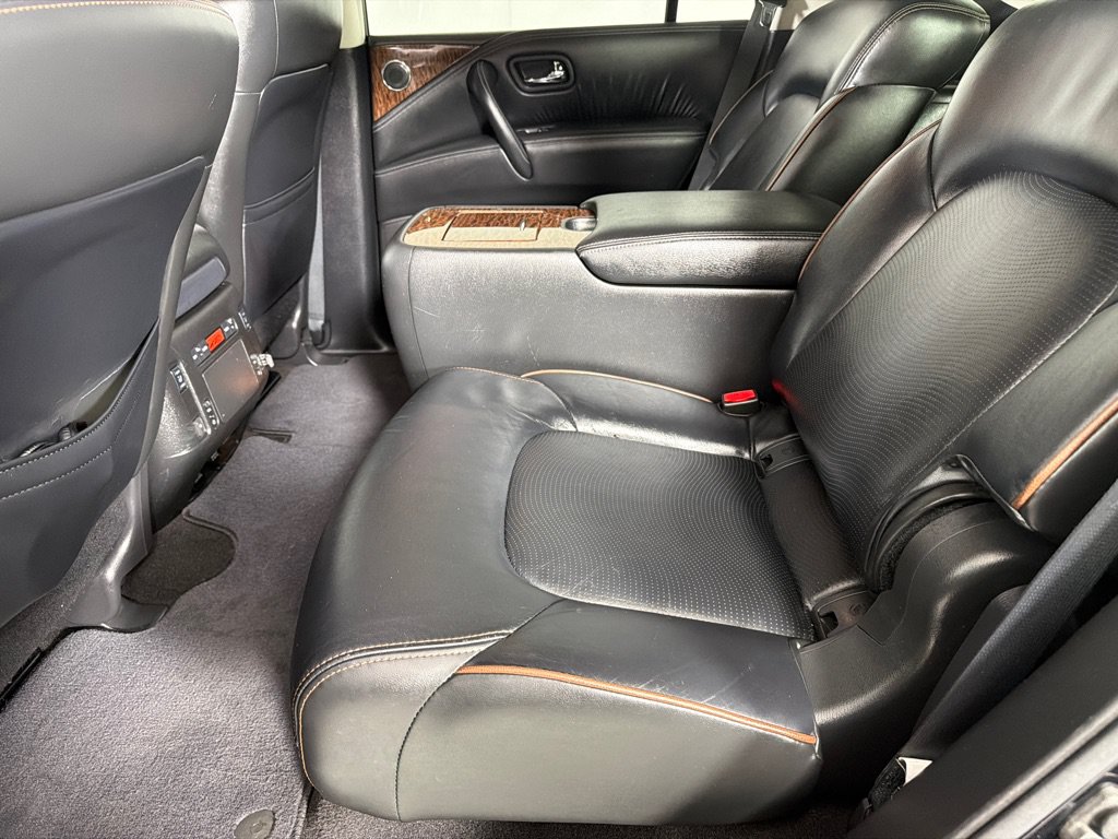 Used 2019 Nissan Armada Platinum w/ Captain's Chairs Package RWD image 19