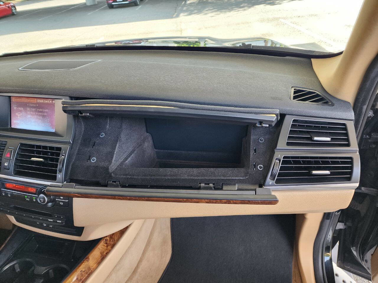 Used 2008 BMW X5 3.0si image 37