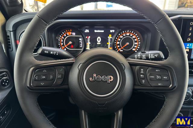 Used 2025 Jeep Wrangler Rubicon w/ Safety Group image 28