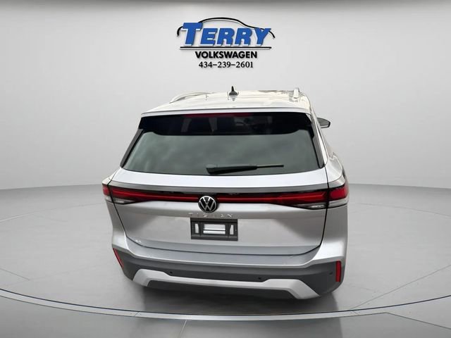 New 2026 Volkswagen Tiguan SE image 3