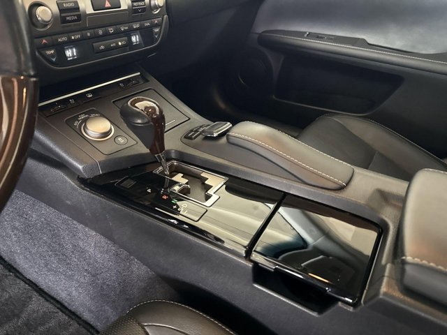 Used 2015 Lexus ES 350 w/ Luxury Package image 19