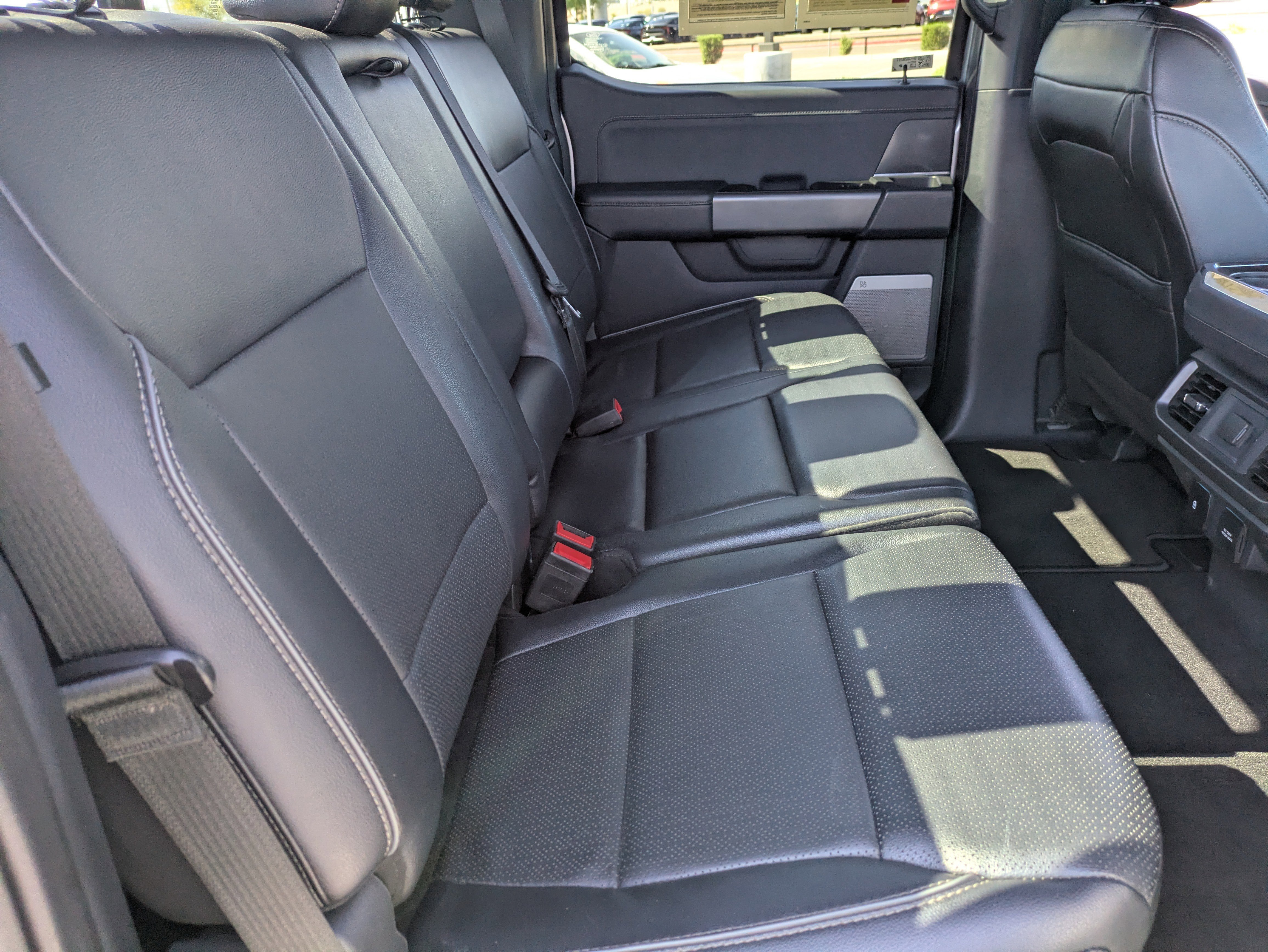 Used 2024 Ford F150 Lariat AWD/4WD image 15