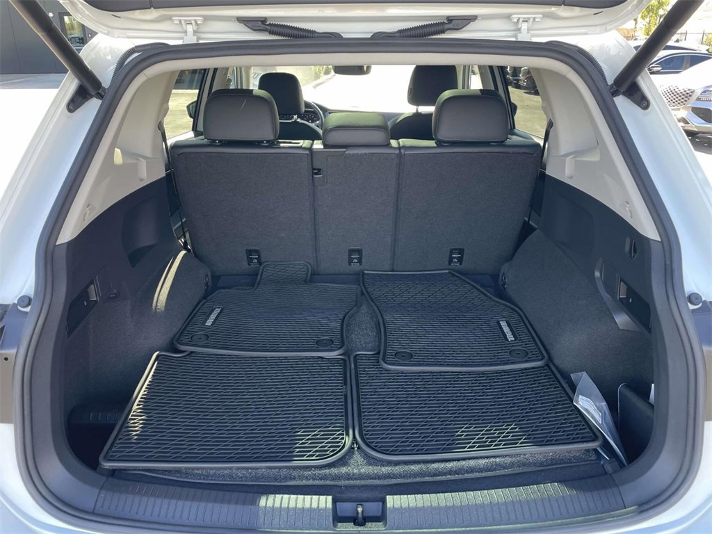 Used 2019 Volkswagen Tiguan SEL Premium image 22