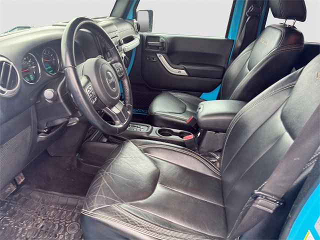 Used 2018 Jeep Wrangler Unlimited Sahara w/ Connectivity Group image 12