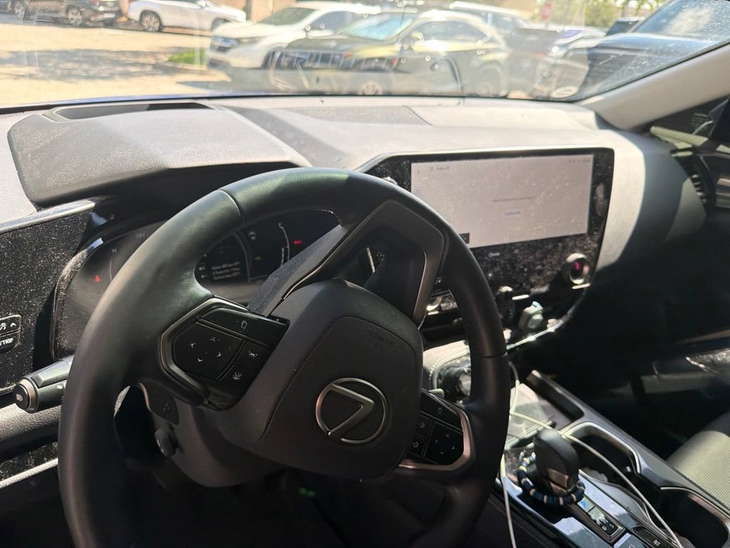 Certified 2025 Lexus NX 350h AWD w/ Accessory Package (K3) image 18