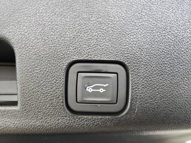 Certified 2025 Buick Enclave Preferred FWD image 17
