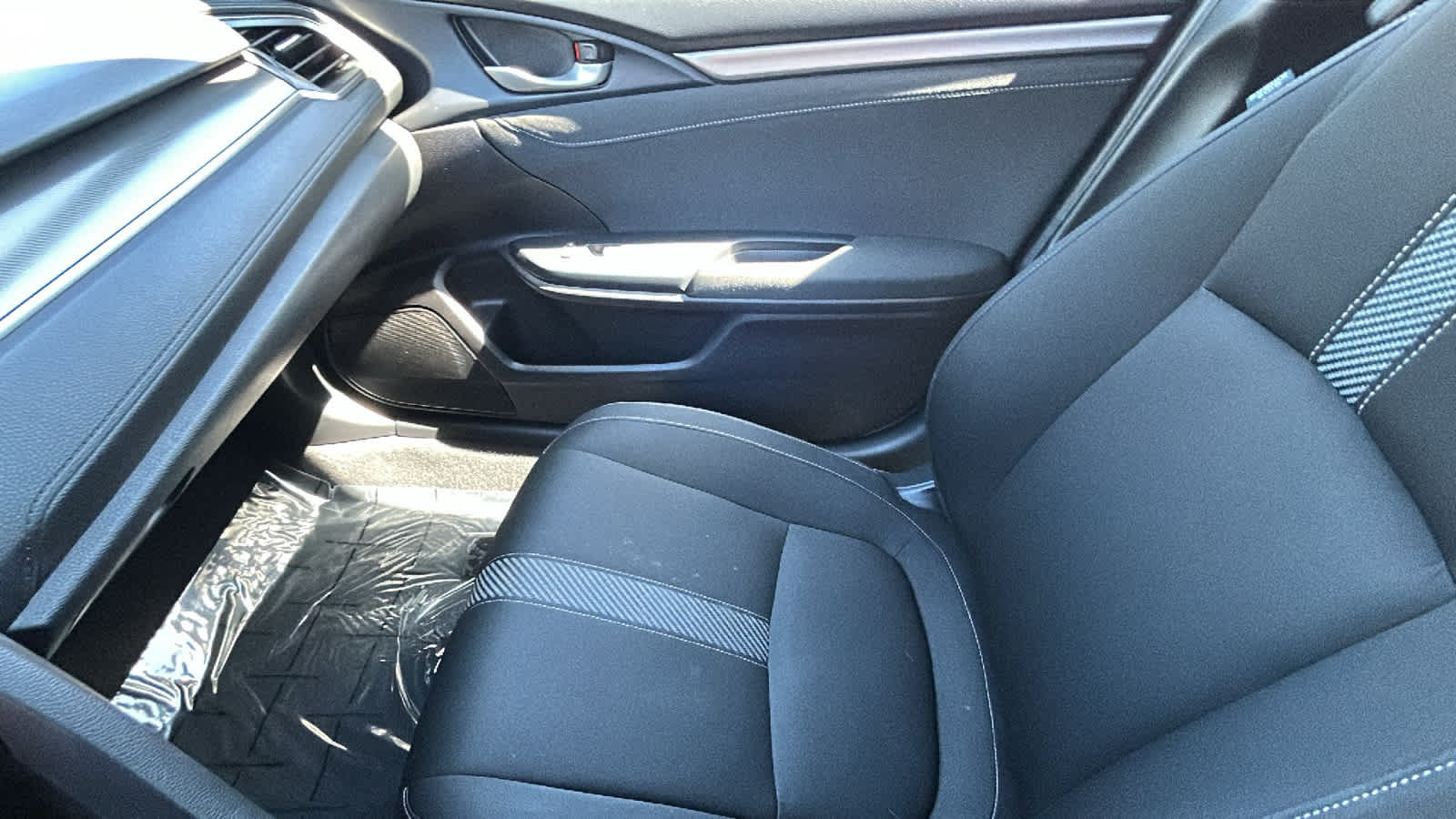Used 2017 Honda Civic EX image 12
