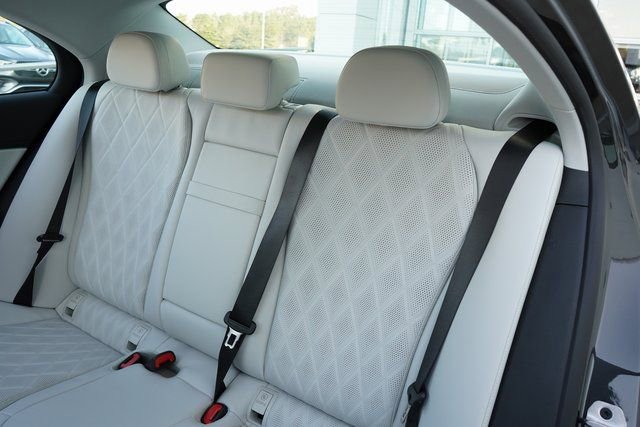 New 2026 Mercedes-Benz E 450 4MATIC Sedan image 26