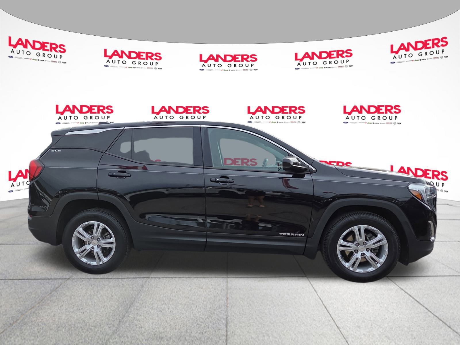 Used 2019 GMC Terrain SLE image 2