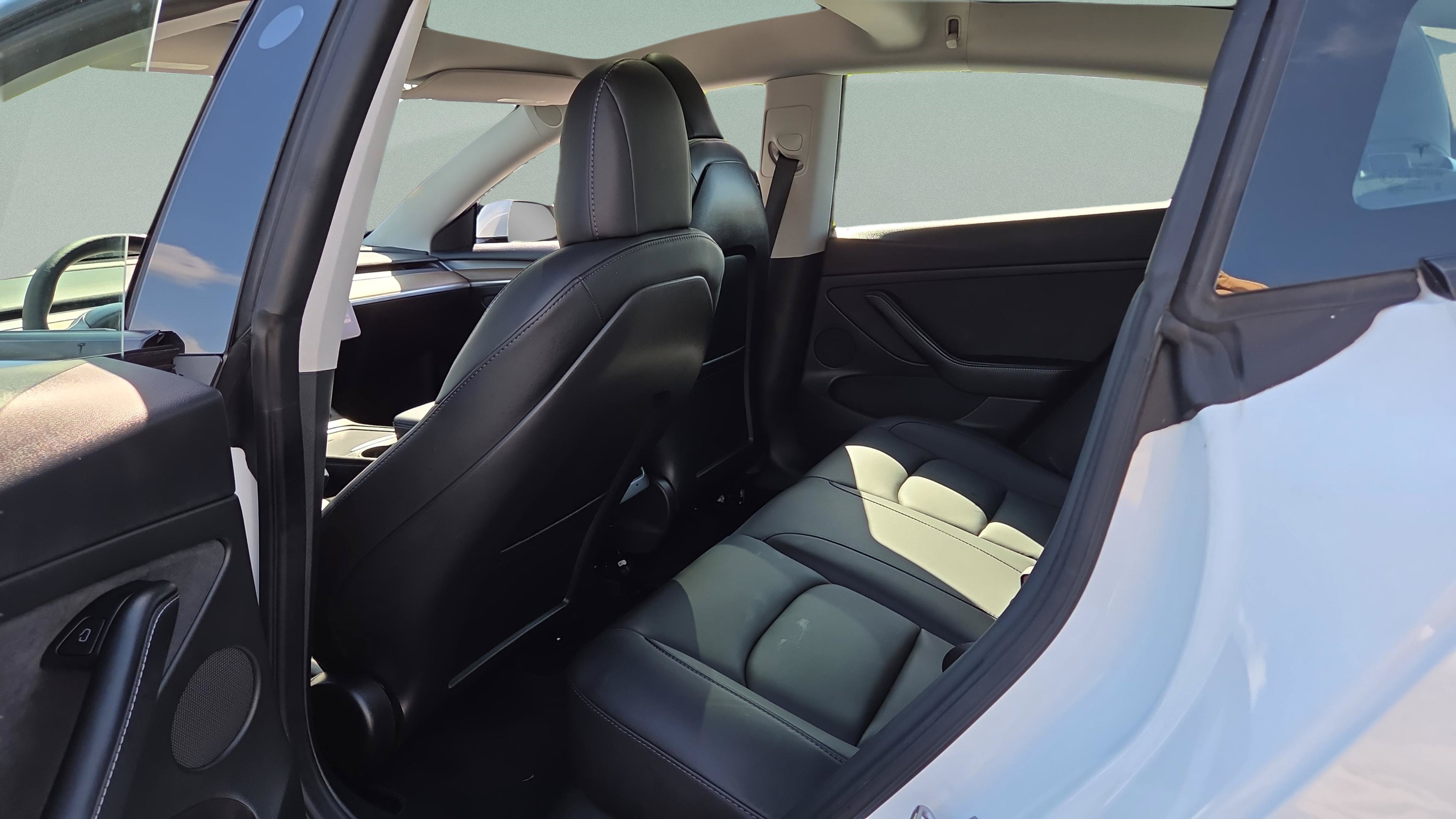 Used 2022 Tesla Model 3 Long Range AWD/4WD image 11