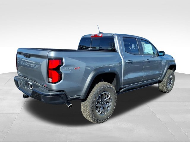 New 2026 Chevrolet Colorado ZR2 w/ Technology Package AWD/4WD image 3