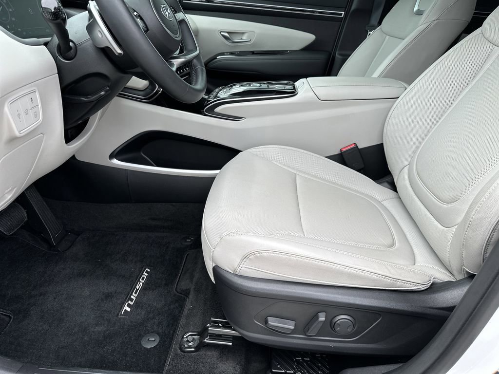 Used 2024 Hyundai Tucson Limited image 14