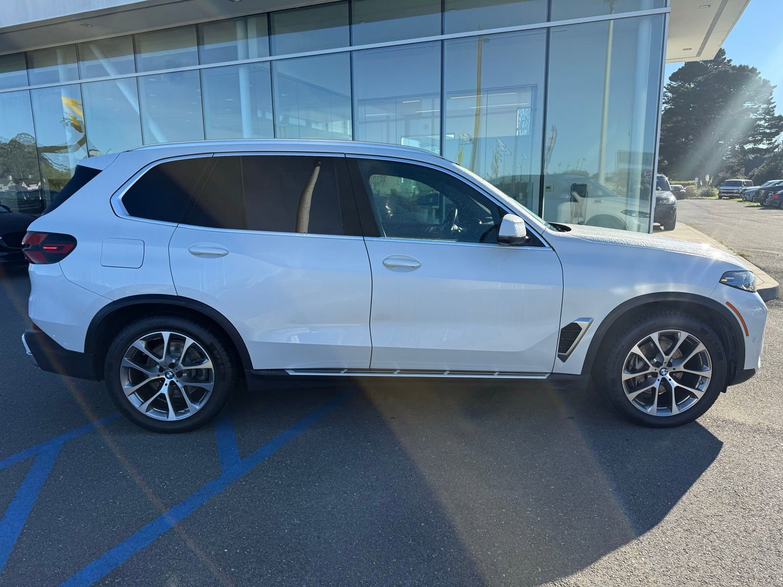 Used 2024 BMW X5 xDrive40i image 8