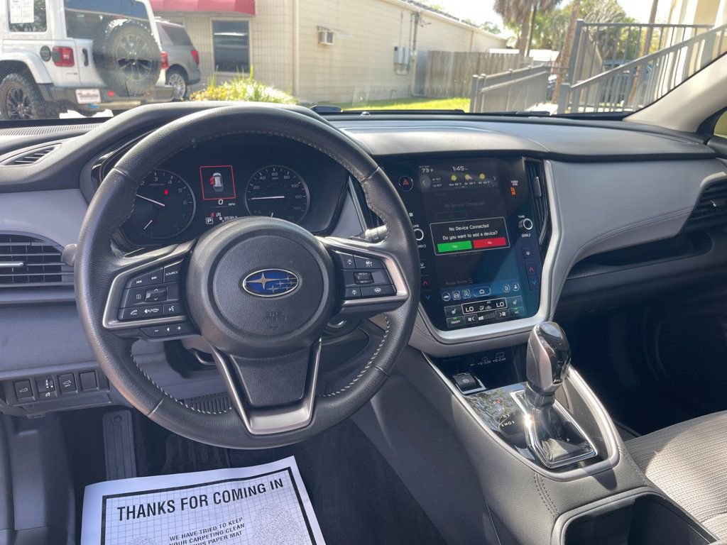 Used 2025 Subaru Outback Premium image 12