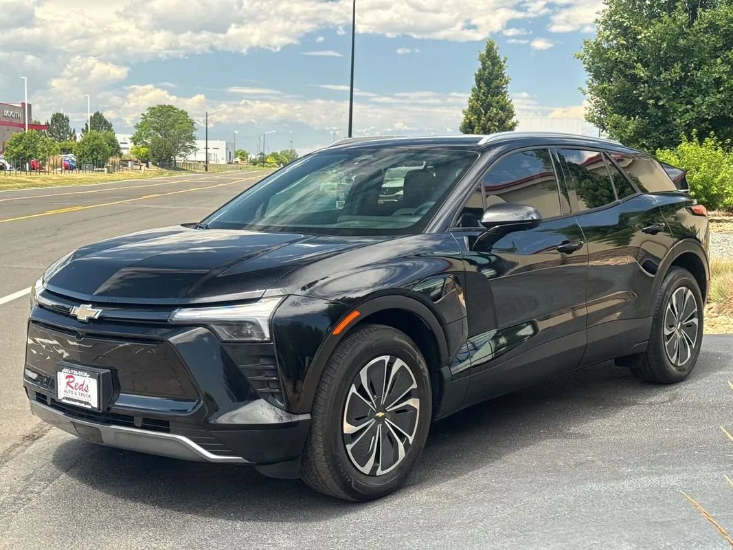Used 2024 Chevrolet Blazer EV LT AWD/4WD image 93