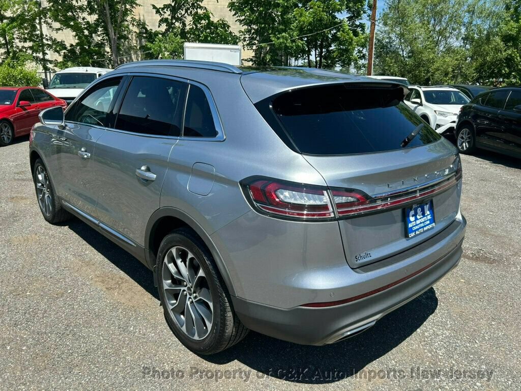 Used 2022 Lincoln Nautilus Reserve w/ Cargo Utility Package AWD/4WD image 15