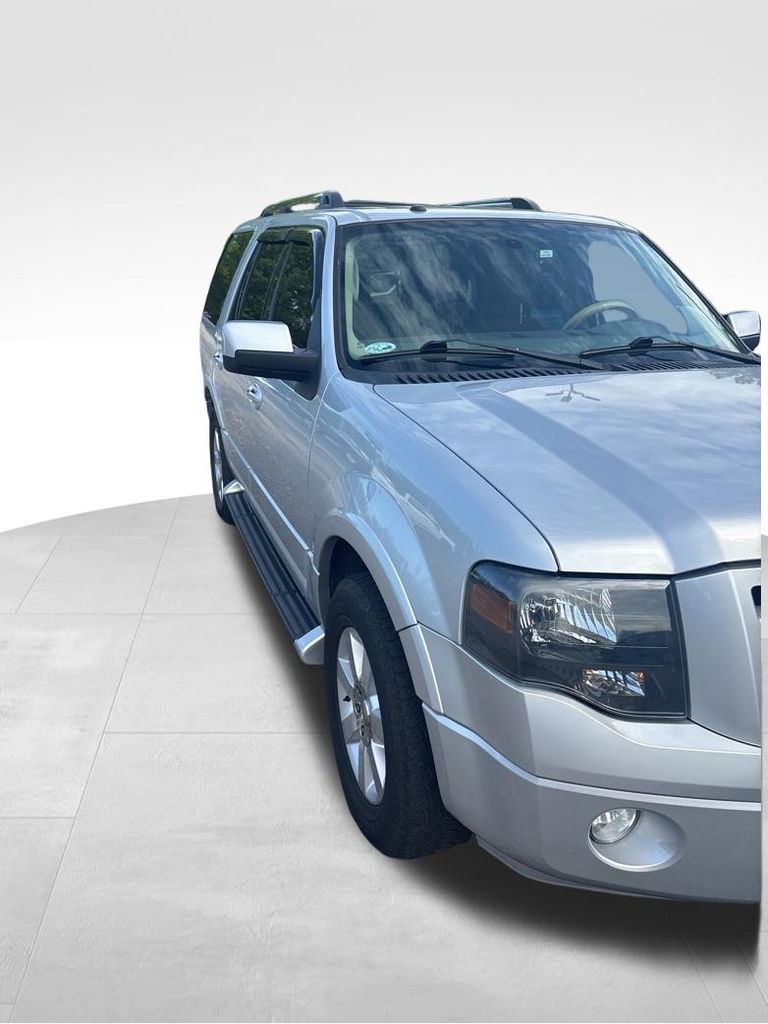 Used 2010 Ford Expedition Limited RWD image 11