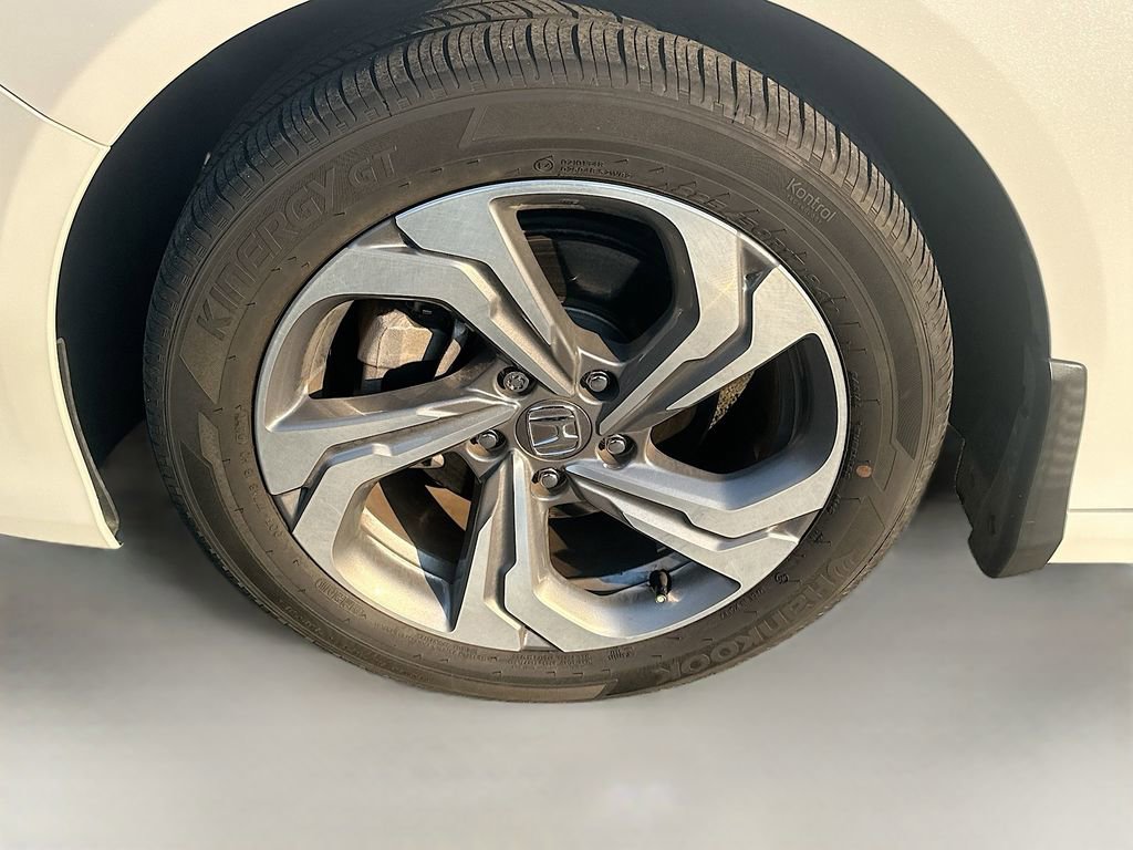Used 2020 Honda Accord EX-L image 36