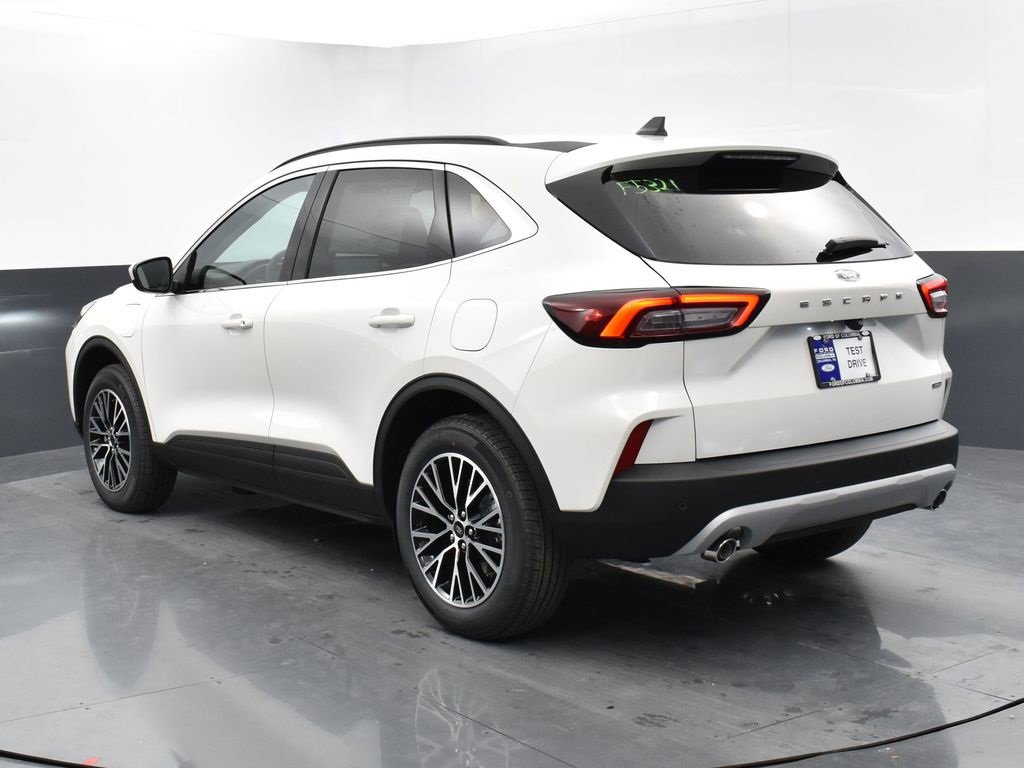 New 2025 Ford Escape SE image 8