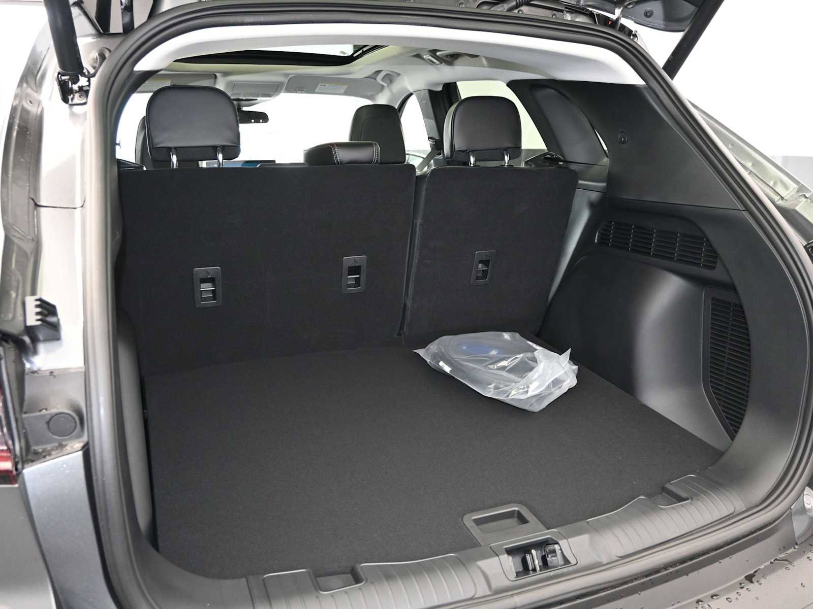 New 2025 Ford Escape SE image 19