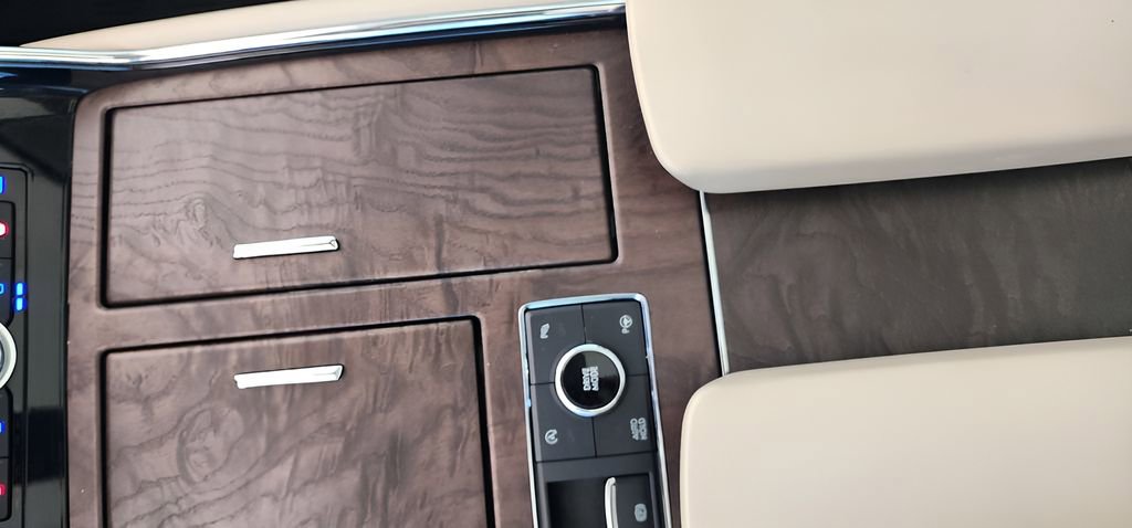 Used 2020 Lincoln Navigator Reserve w/ Luxury Package image 42