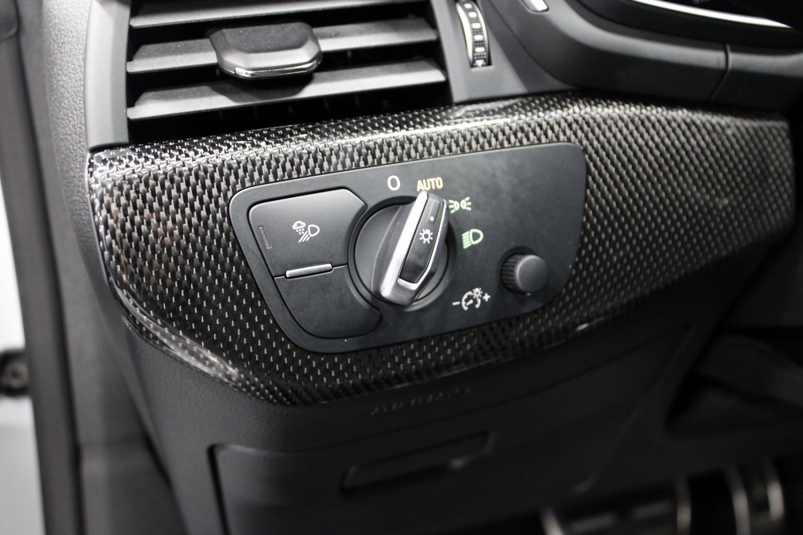 Used 2024 Audi S5 Premium image 23