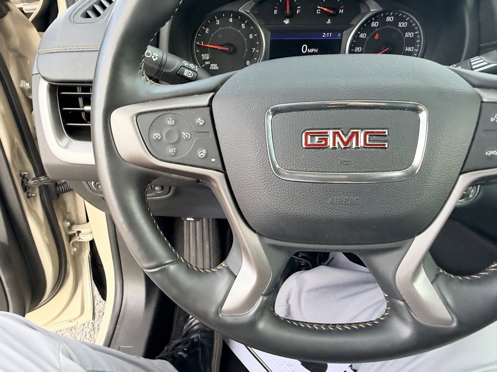Used 2022 GMC Terrain AT4 image 24