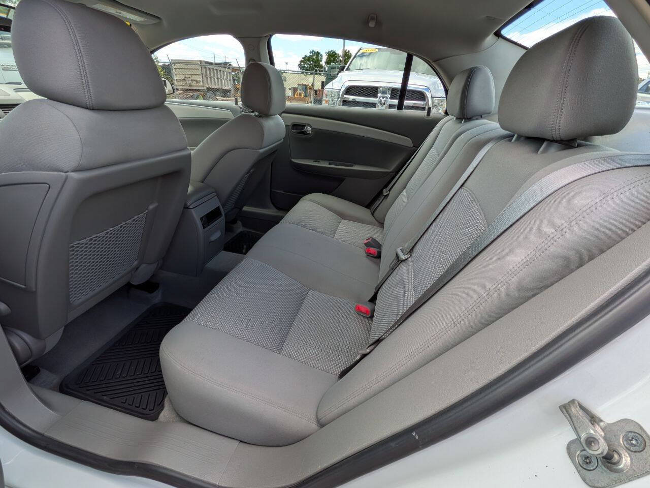 Used 2009 Chevrolet Malibu Hybrid FWD image 20