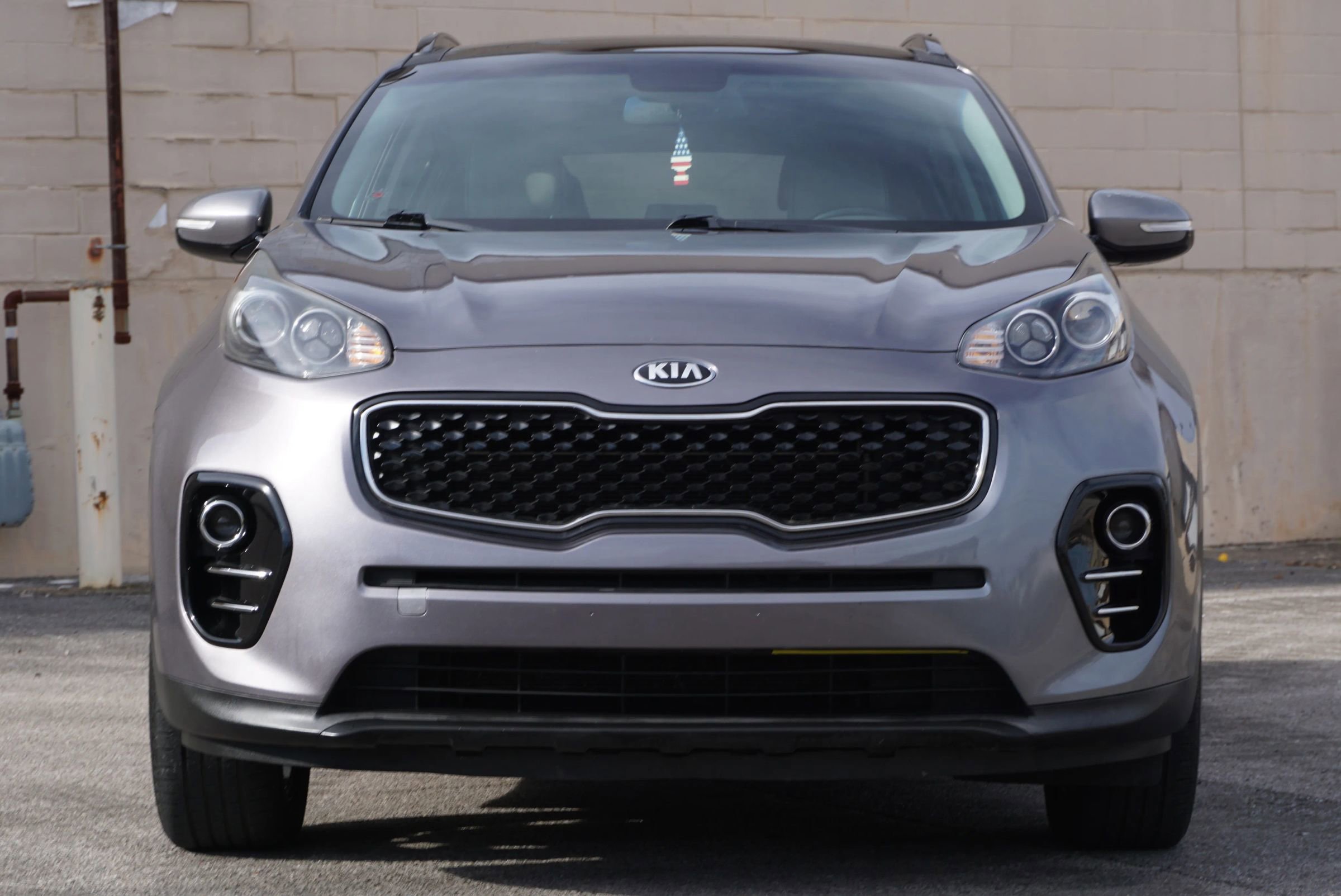 Used 2018 Kia Sportage EX w/ EX Premium Package FWD image 2