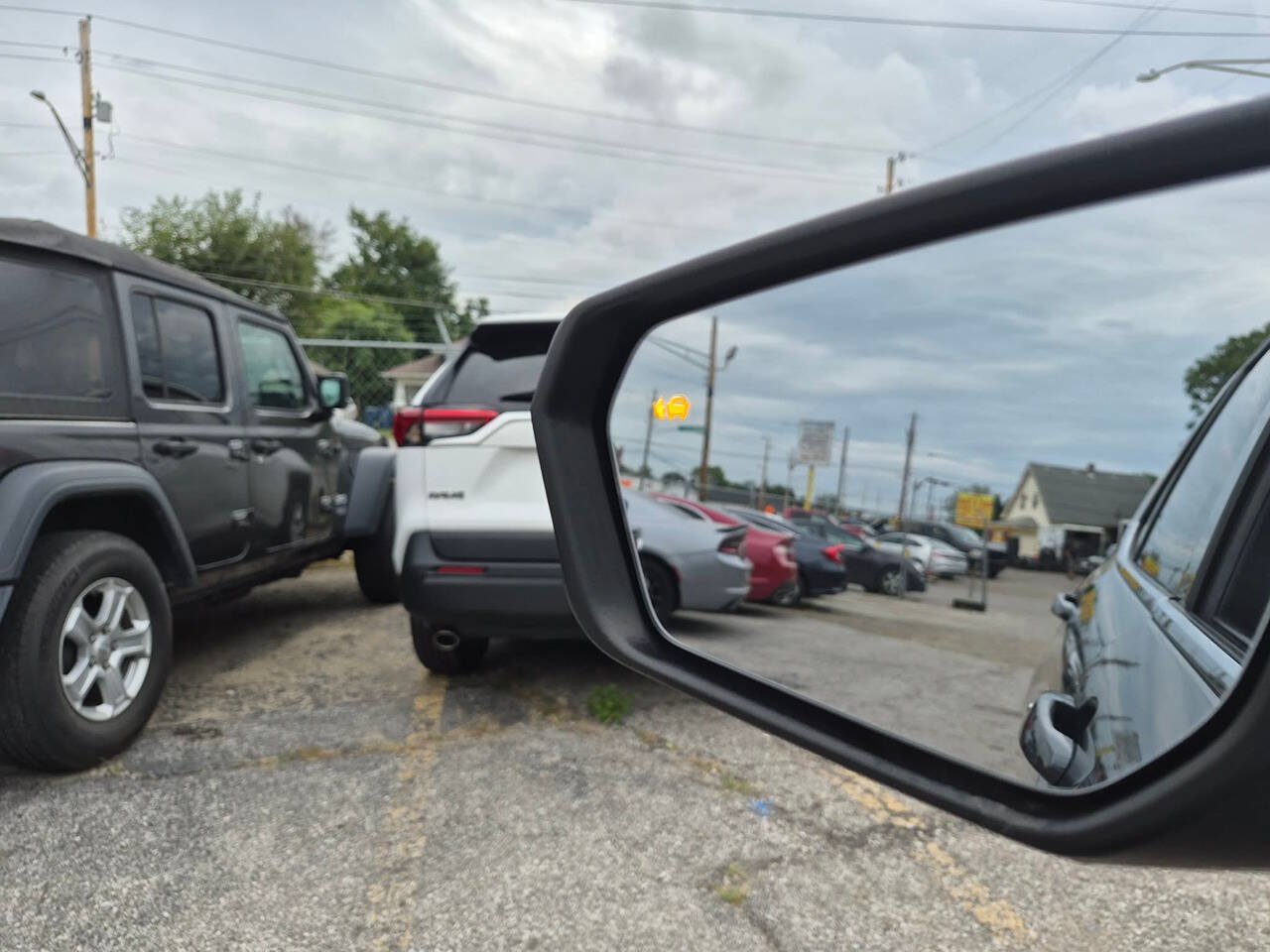 Used 2020 Chevrolet Equinox LT AWD/4WD image 15