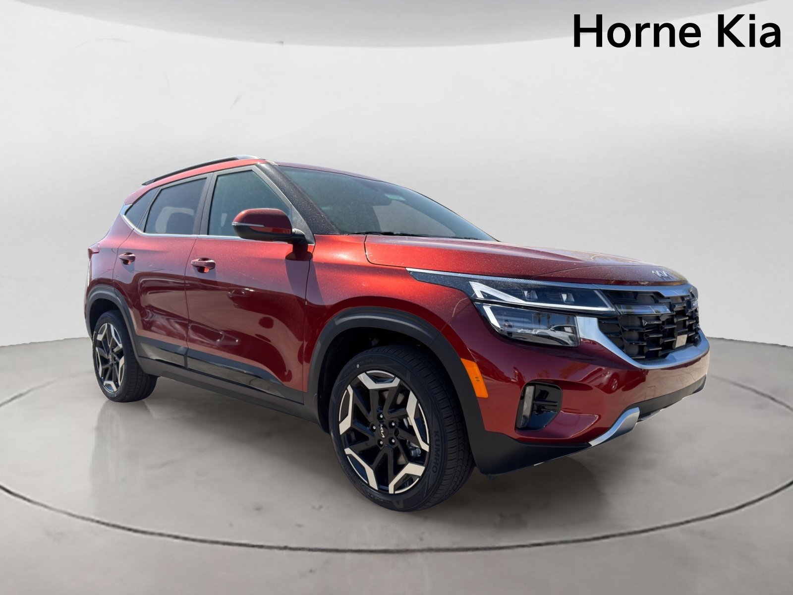 New 2026 Kia Seltos SX AWD/4WD image 2