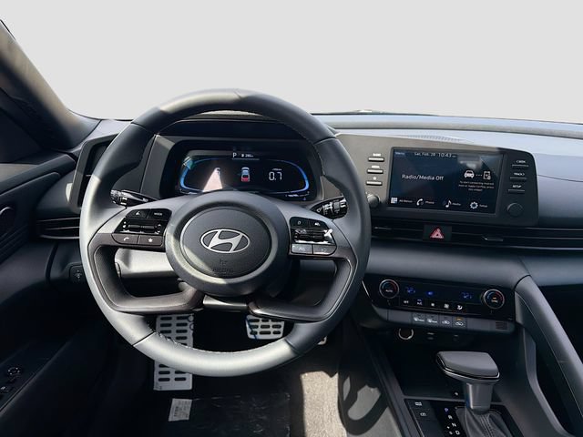 Certified 2026 Hyundai Elantra Sport FWD image 21