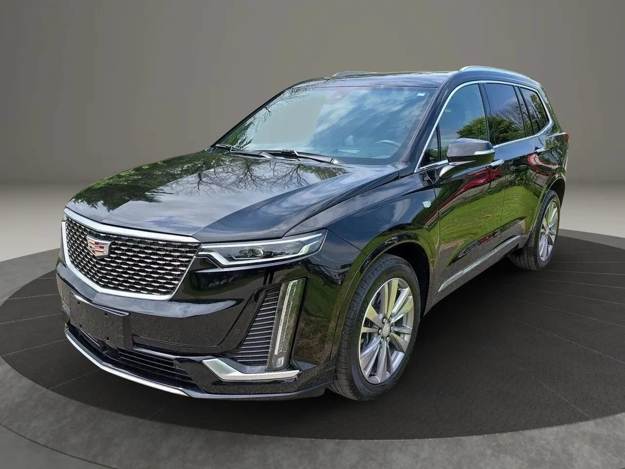 Used 2023 Cadillac XT6 Premium Luxury w/ Platinum Package AWD/4WD image 1