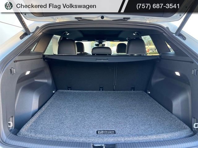 New 2026 Volkswagen Atlas Cross Sport SEL Premium R-Line image 32