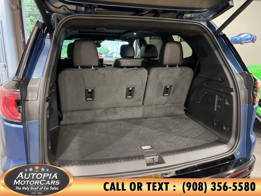 Used 2026 GMC Acadia Denali Ultimate FWD image 25