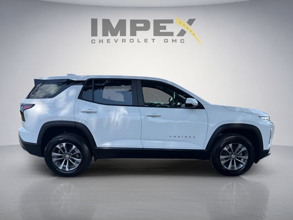 New 2027 Chevrolet Equinox LT FWD image 6