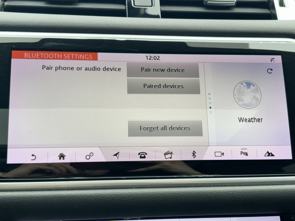 Used 2018 Land Rover Range Rover Sport HSE image 28