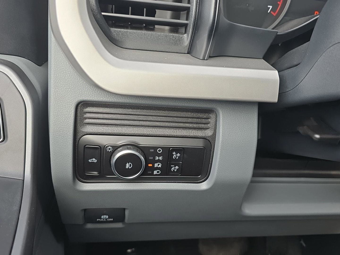 New 2025 Ford F250 XLT w/ 360-Degree Camera Package image 33