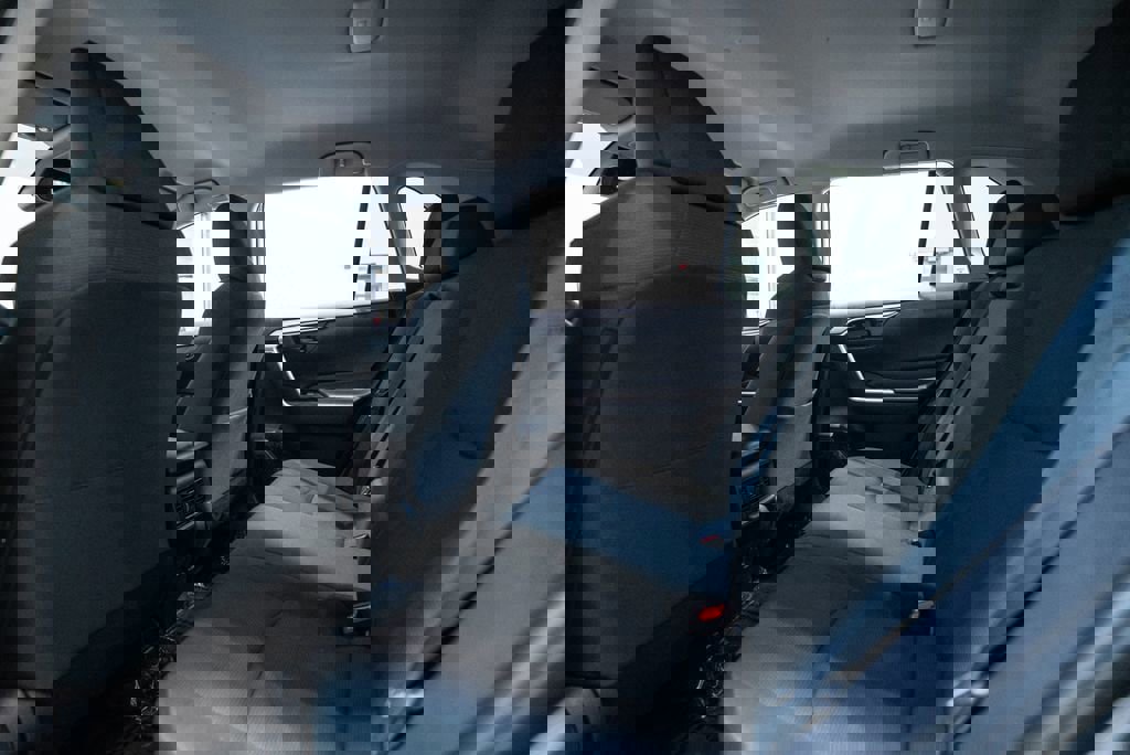 Certified 2024 Toyota RAV4 LE image 31