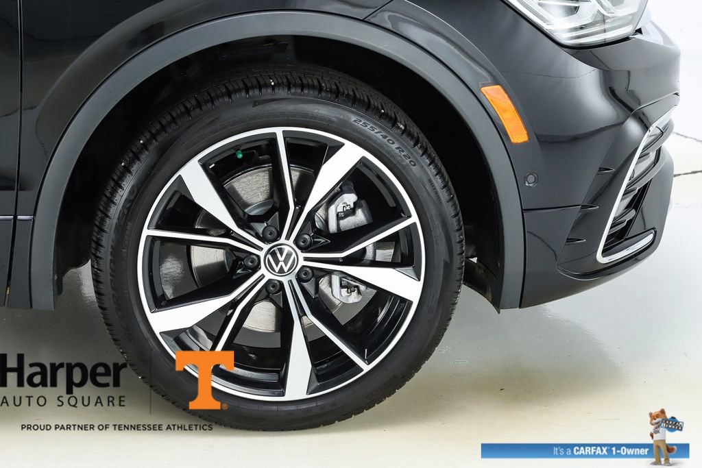 Used 2024 Volkswagen Tiguan SEL R-Line image 53