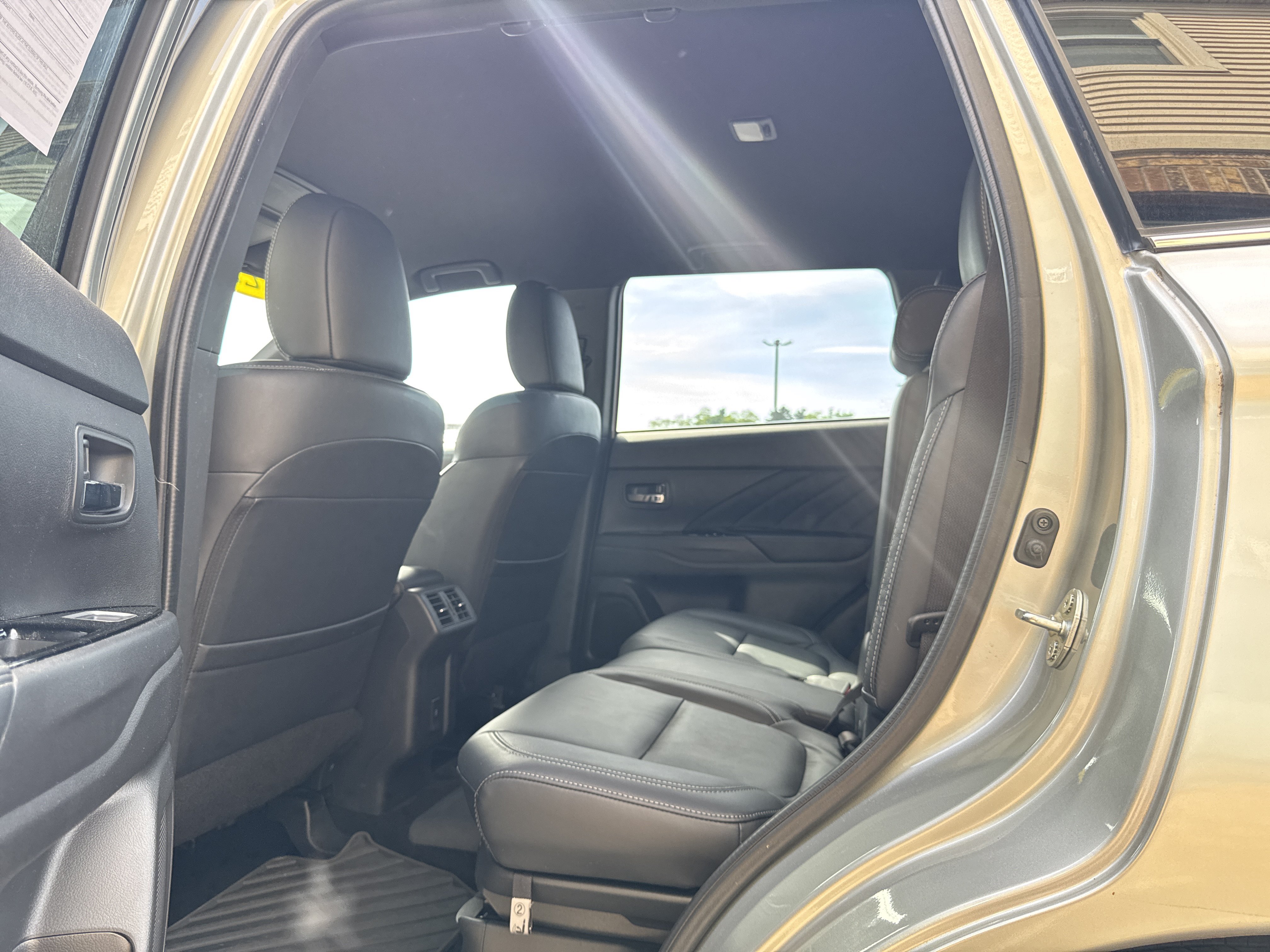 Used 2022 Mitsubishi Outlander SEL AWD/4WD image 10
