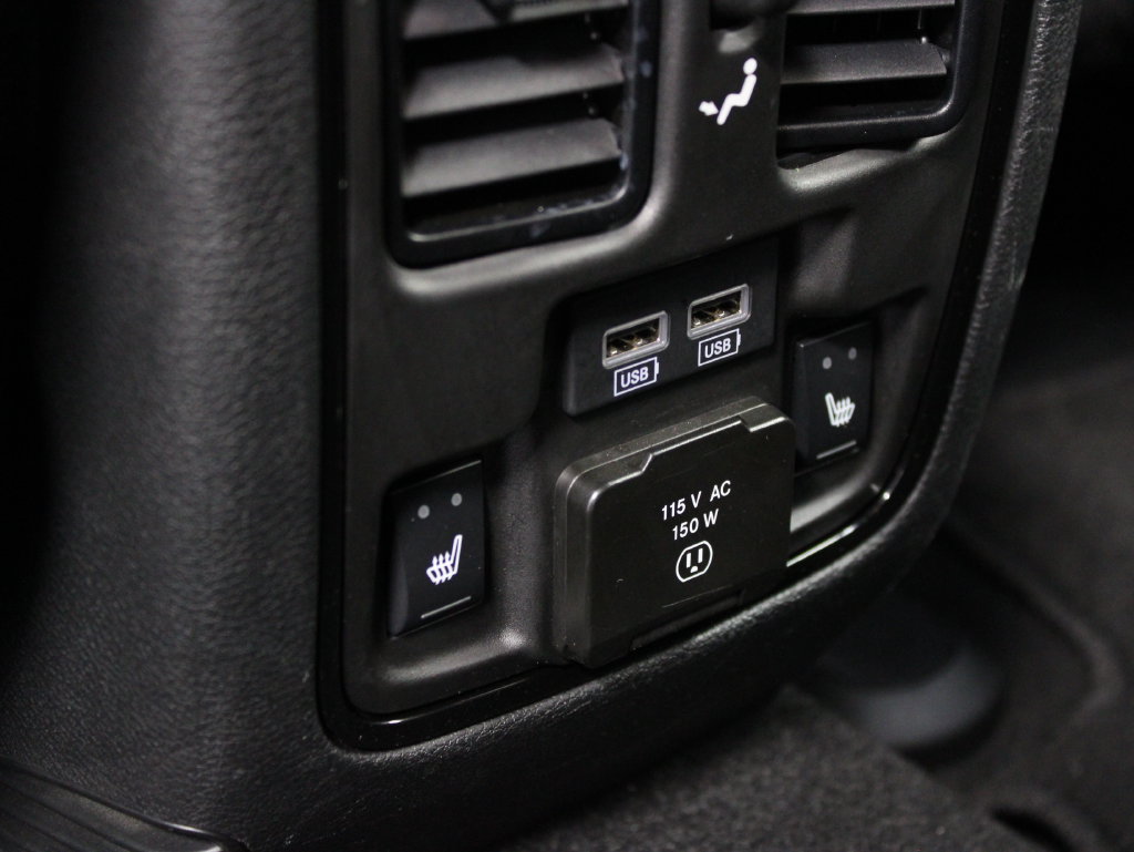 Used 2025 Dodge Durango R/T AWD/4WD image 17