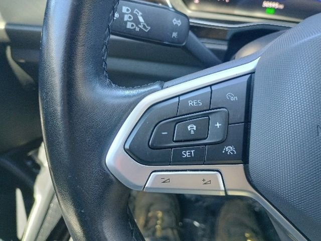 Used 2024 Volkswagen Jetta SE FWD image 28