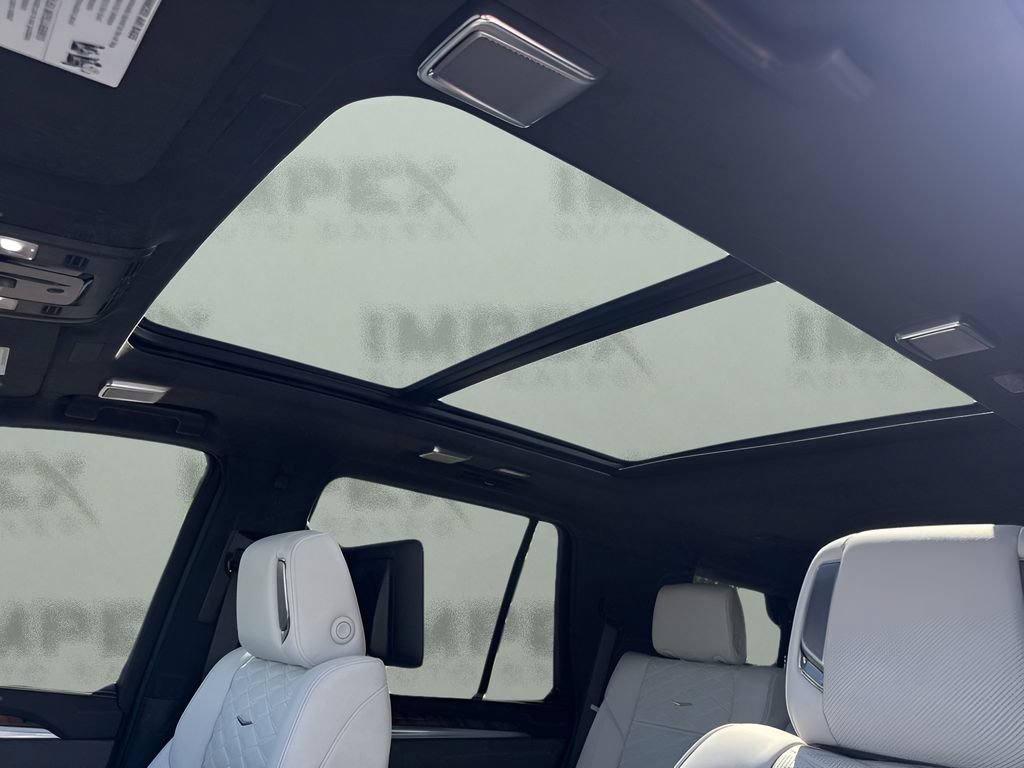 Used 2025 Cadillac Escalade Sport Platinum w/ LPO, Floor Liner Package AWD/4WD image 12