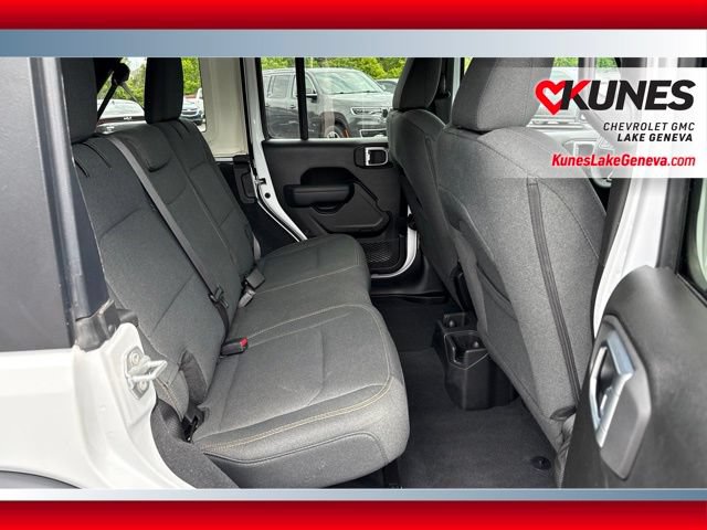 Used 2025 Jeep Wrangler Unlimited Sport AWD/4WD image 17
