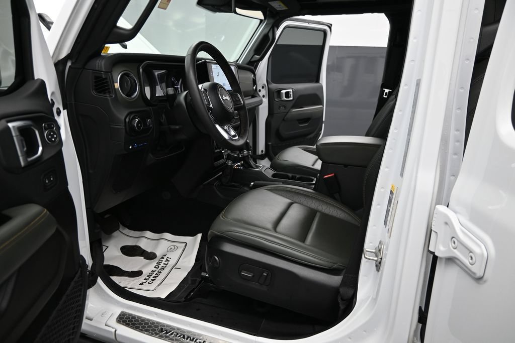 Used 2024 Jeep Wrangler High Altitude AWD/4WD image 12
